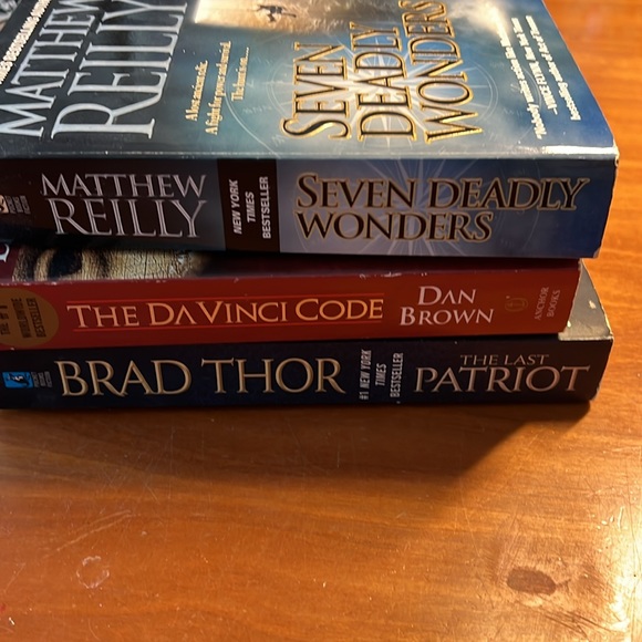 📌3 Bestseller Dan Brown - Da Vinci Code, Brad Thor - Patriot, Matthew Reilly - Picture 9 of 12